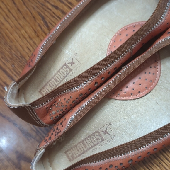 Pikolinos leather brown  perforated comfy soft low slip on wedges. Sz 38 US 8 - Picture 3 of 13